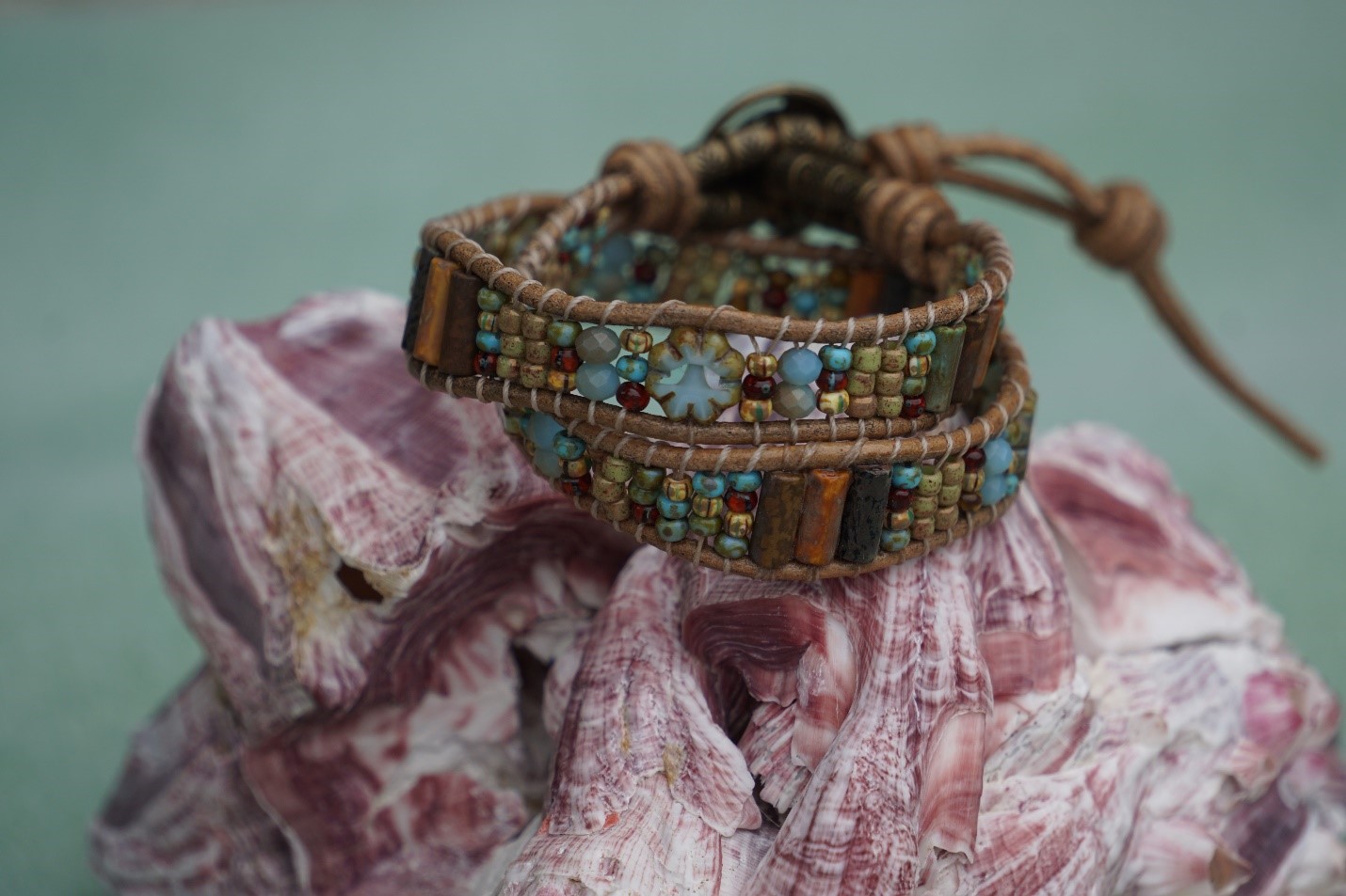 Floral Grove – Tarnished Gold & Czech Bead Bracelet