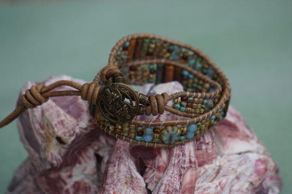 Floral Grove Tarnished Gold & Czech Bead Bracelet - Image 2