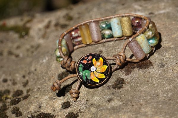 Flower Button Bracelet